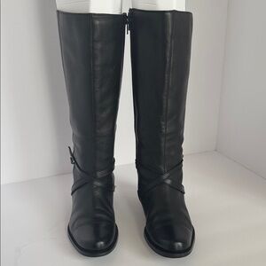 Classic Black Leather Knee-High Women's Boot